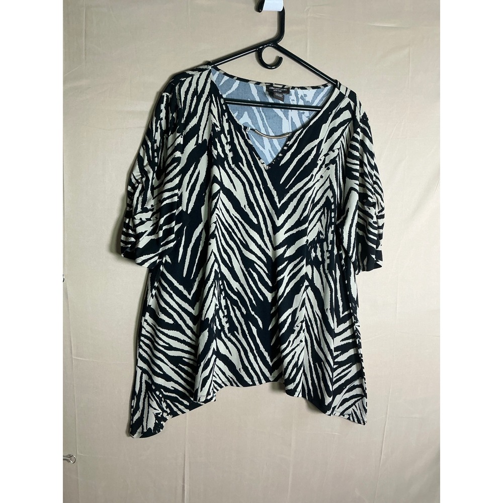 Linda Matthews New York‎ Zebra Print V-Neck Blouse Black White Size 2X Gold Bar